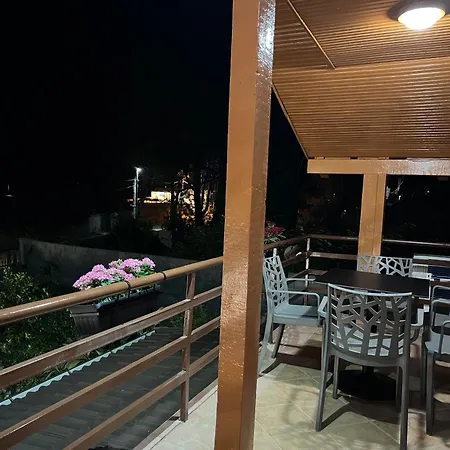 Mone Luxury Vlorë
